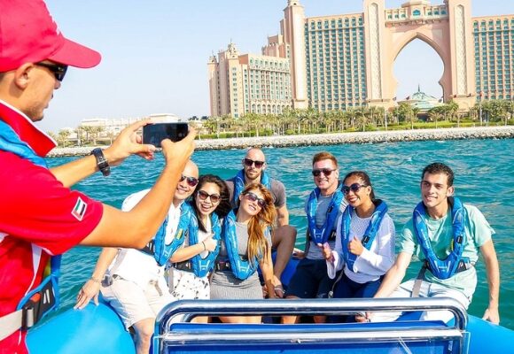 Why Choose Guided Tours in Dubai: Top Reasons to Book